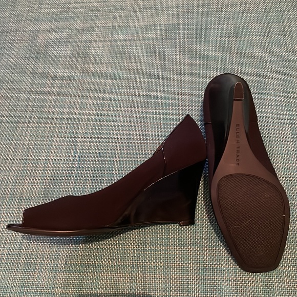 Evan Picone Open Toe Wedges - Picture 3 of 3